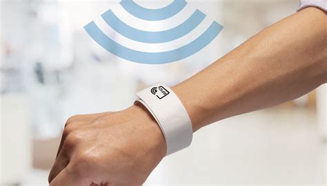 what is a rfid band